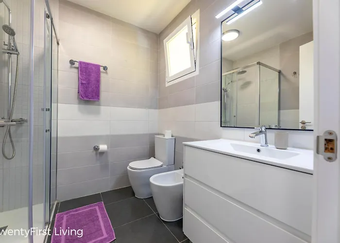 Palm Garden Ocean View דירה